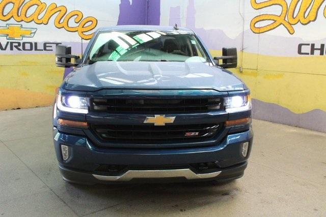 Photo of 2016 Deep Ocean Blue Metallic Chevrolet Silverado 1500