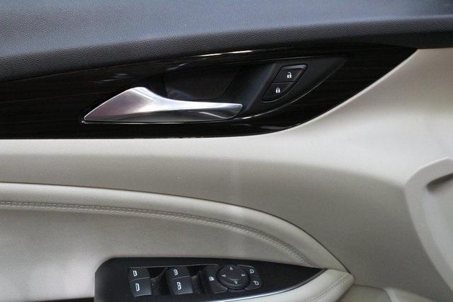 Photo of 2018 Rioja Red Metallic Buick Regal Sportback