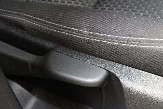 Photo of 2023 Summit White GMC Terrain