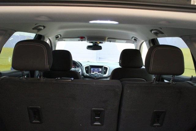Photo of 2023 Summit White GMC Terrain