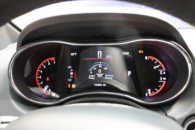 Photo of 2017 DB Black Crystal Clearcoat Dodge Durango