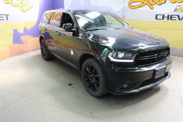 Photo of 2017 DB Black Crystal Clearcoat Dodge Durango