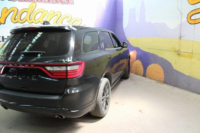 Photo of 2017 DB Black Crystal Clearcoat Dodge Durango