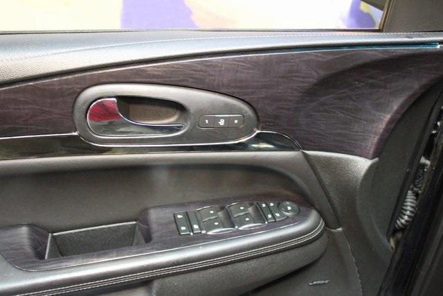 Photo of 2015 Carbon Black Metallic Buick Enclave