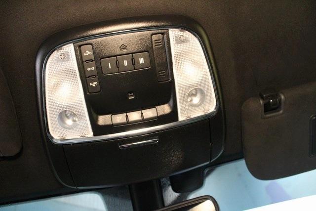 Photo of 2020 Ivory Tri Coat Pearl Dodge Durango