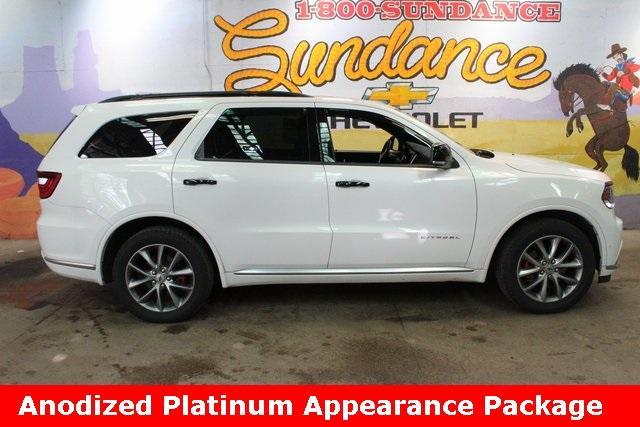 Photo of 2020 Ivory Tri Coat Pearl Dodge Durango