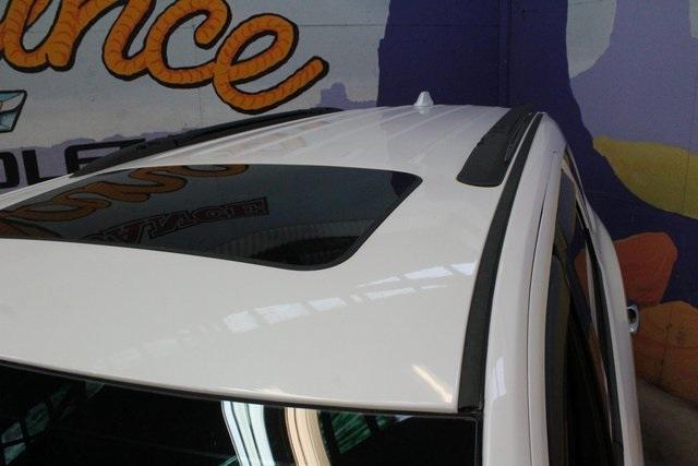 Photo of 2020 Ivory Tri Coat Pearl Dodge Durango