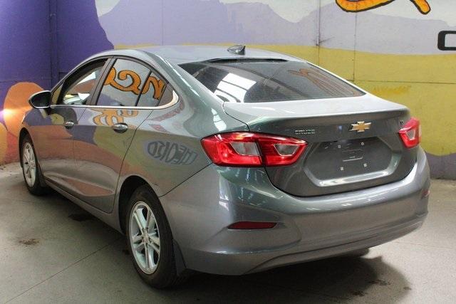 Photo of 2018 Satin Steel Gray Metallic Chevrolet Cruze
