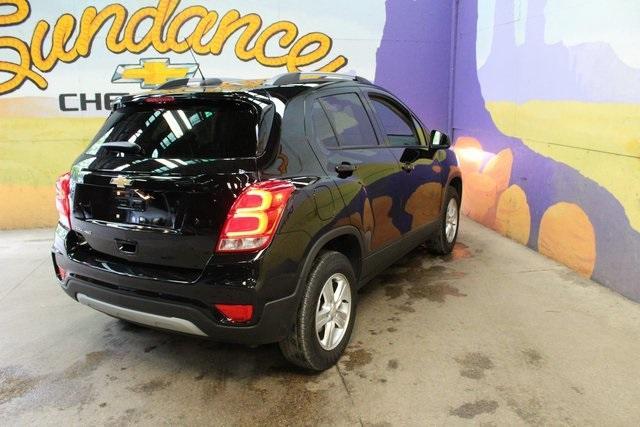 Photo of 2022 Mosaic Black Metallic Chevrolet Trax