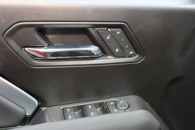 Photo of 2026 Black Chevrolet Colorado