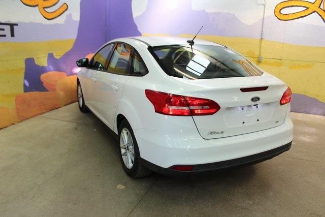 Photo of 2017 Oxford White Ford Focus