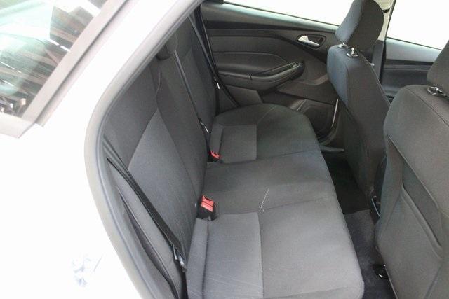 Photo of 2017 Oxford White Ford Focus