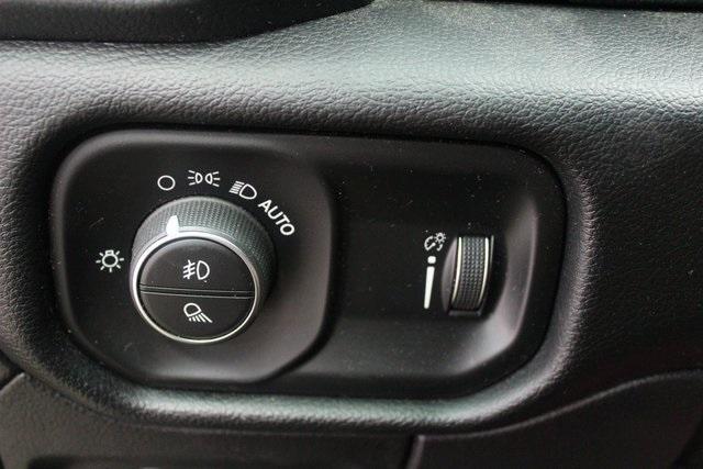 Photo of 2021 Diamond Black RAM 1500
