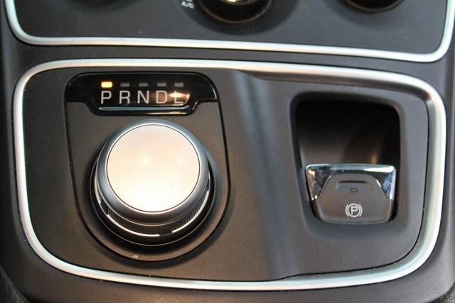 Photo of 2015 Billet Silver Metallic Clearcoat Chrysler 200