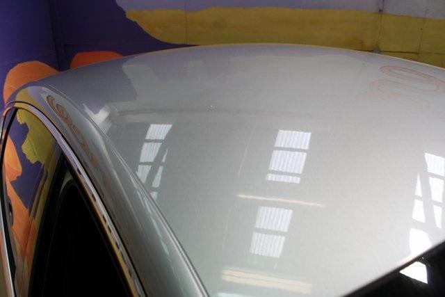 Photo of 2015 Billet Silver Metallic Clearcoat Chrysler 200