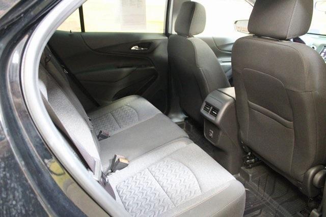Photo of 2022 Mosaic Black Metallic Chevrolet Equinox