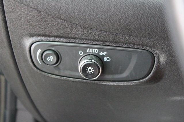 Photo of 2022 Mosaic Black Metallic Chevrolet Equinox