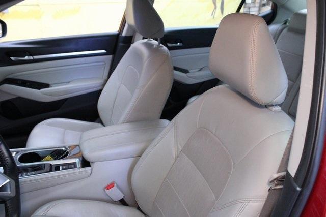 Photo of 2020 Scarlet Ember Tintcoat Nissan Altima