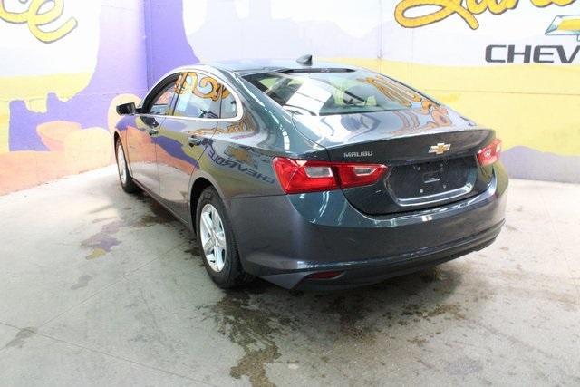 Photo of 2021 Shadow Gray Metallic Chevrolet Malibu