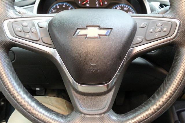 Photo of 2021 Shadow Gray Metallic Chevrolet Malibu