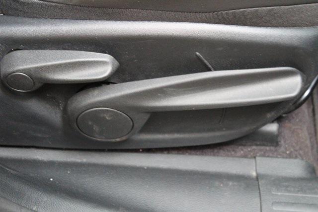 Photo of 2017 Billet Silver Metallic Clearcoat Jeep Cherokee