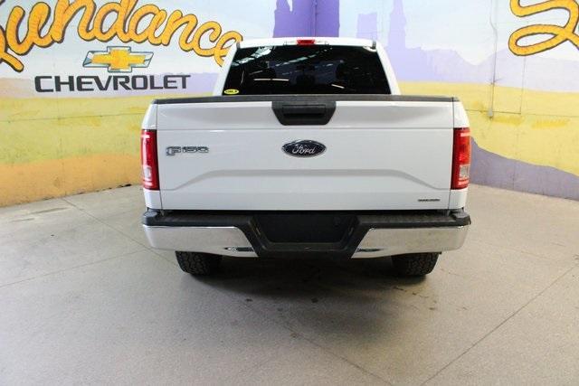 Photo of 2015 Oxford White Ford F-150