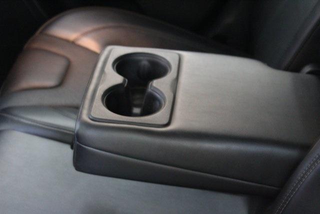 Photo of 2020 Diamond Black Jeep Cherokee