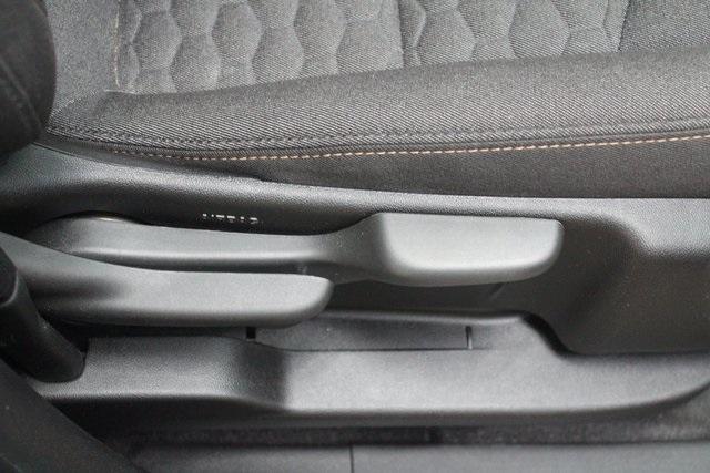 Photo of 2019 Summit White Chevrolet Equinox