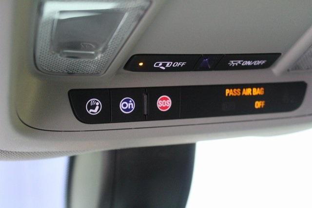 Photo of 2019 Summit White Chevrolet Equinox