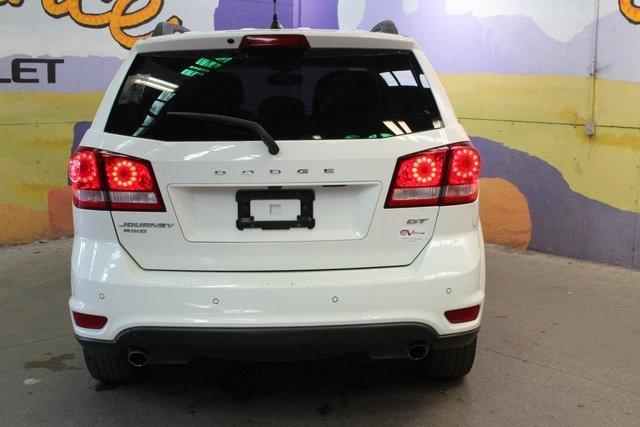 Photo of 2017 Vice White Dodge Journey