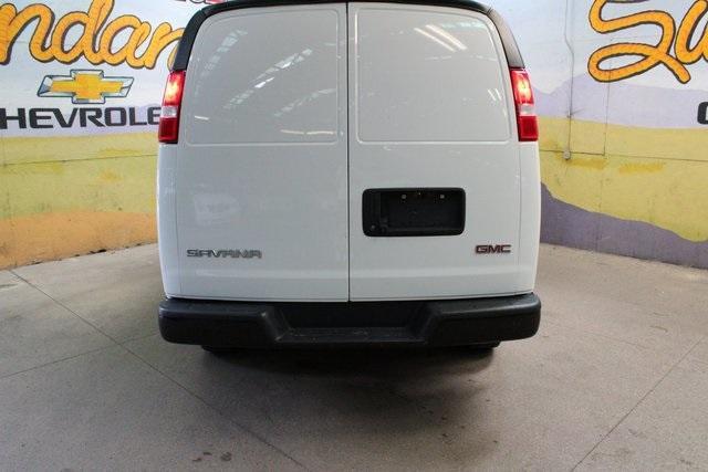 Photo of 2021 Summit White GMC Savana 2500