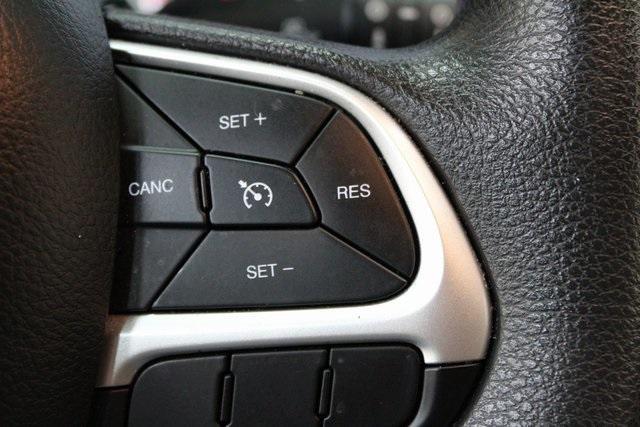 Photo of 2018 Diamond Black Jeep Compass