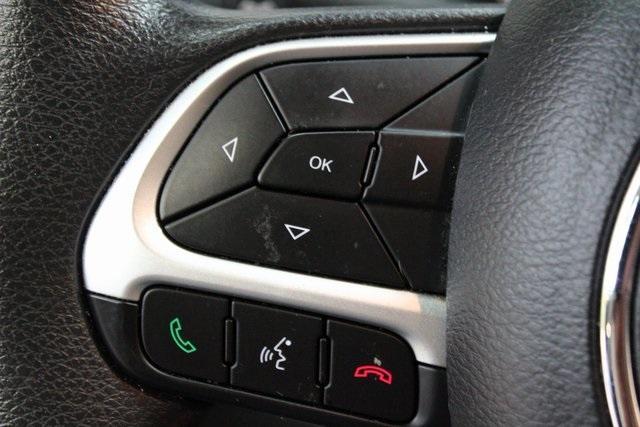 Photo of 2018 Diamond Black Jeep Compass