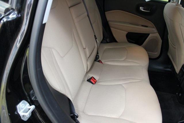 Photo of 2018 Diamond Black Jeep Compass