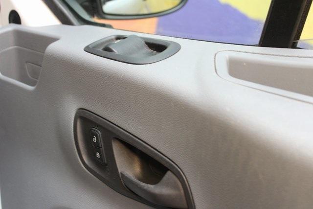 Photo of 2019 Oxford White Ford Transit-350