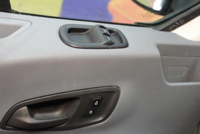 Photo of 2019 Oxford White Ford Transit-350
