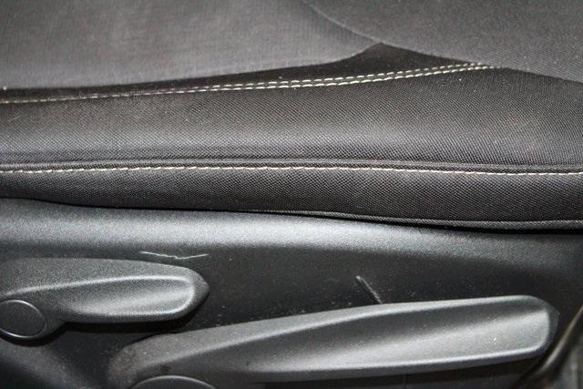 Photo of 2015 Granite Crystal Clearcoat Metallic Jeep Cherokee