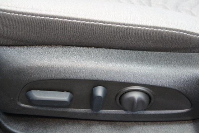Photo of 2023 Summit White Chevrolet Equinox