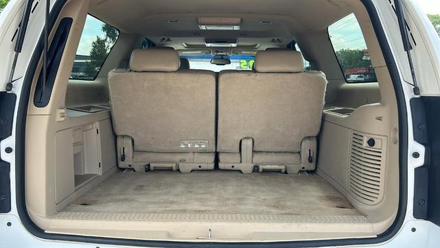 Photo of 2013 Summit White Chevrolet Suburban