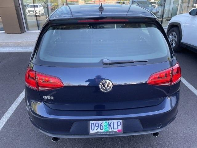 Photo of 2017 Night Blue Metallic Volkswagen Golf GTI