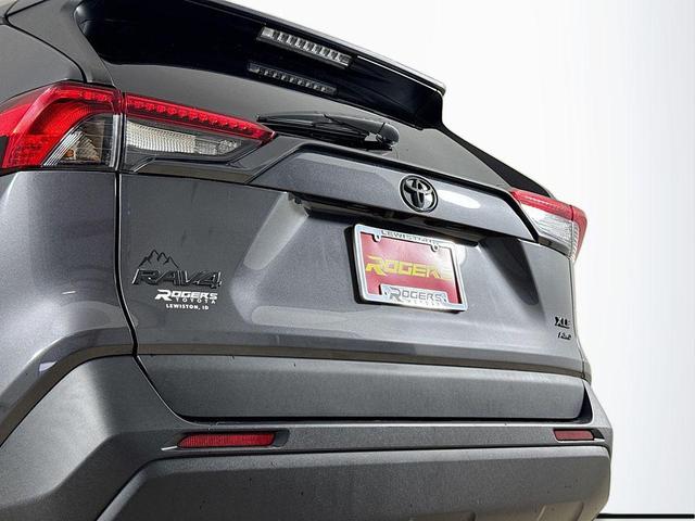 Photo of 2021 Magnetic Gray Metallic Toyota RAV4