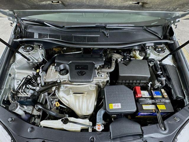 Photo of 2017 Celestial Silver Metallic Toyota Camry