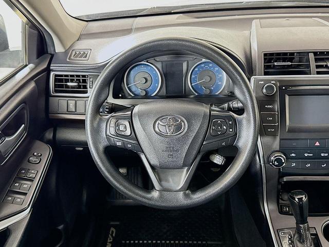 Photo of 2017 Celestial Silver Metallic Toyota Camry
