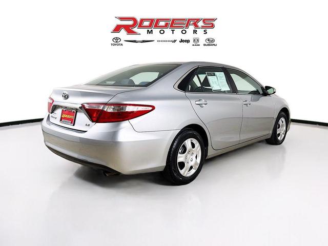 Photo of 2017 Celestial Silver Metallic Toyota Camry