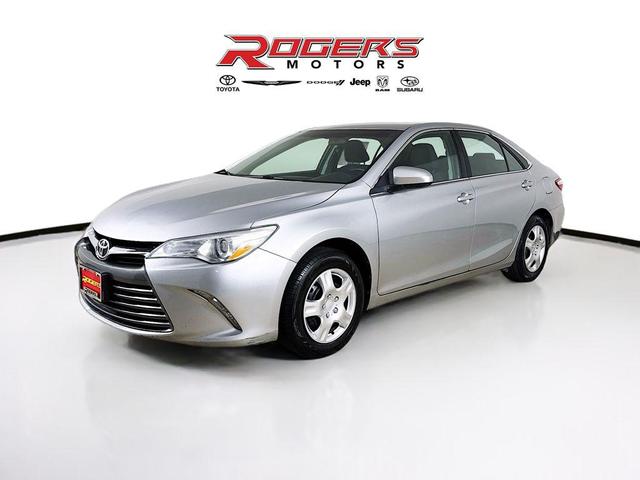Photo of 2017 Celestial Silver Metallic Toyota Camry