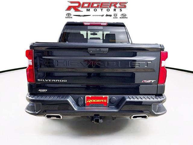 Photo of 2020 Black Chevrolet Silverado 1500