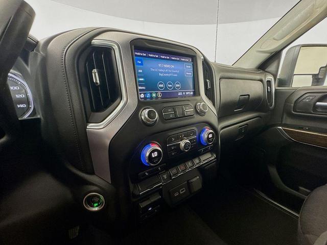 Photo of 2022 Summit White GMC Sierra 2500
