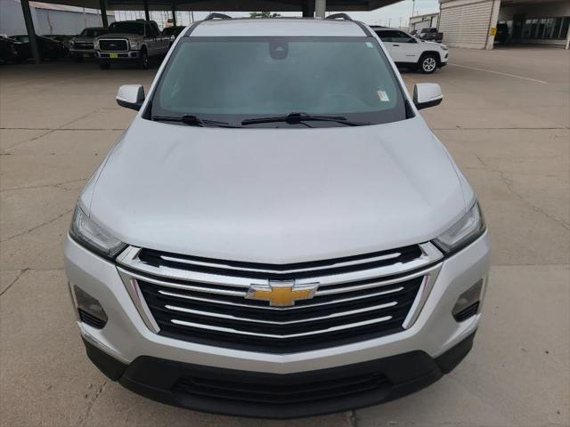 Photo of 2022 Silver Ice Metallic Chevrolet Traverse