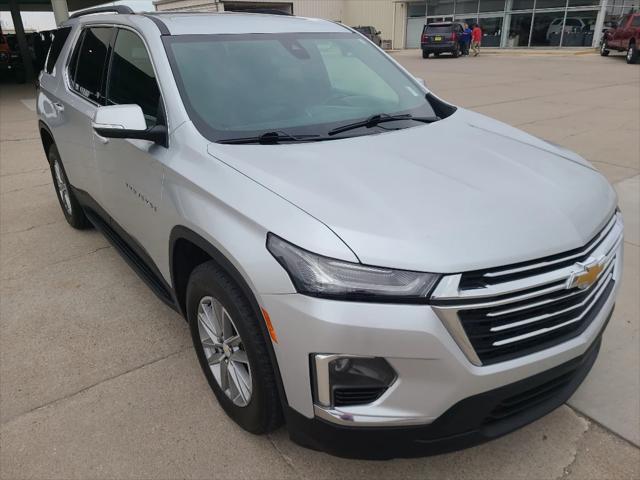 Photo of 2022 Silver Ice Metallic Chevrolet Traverse