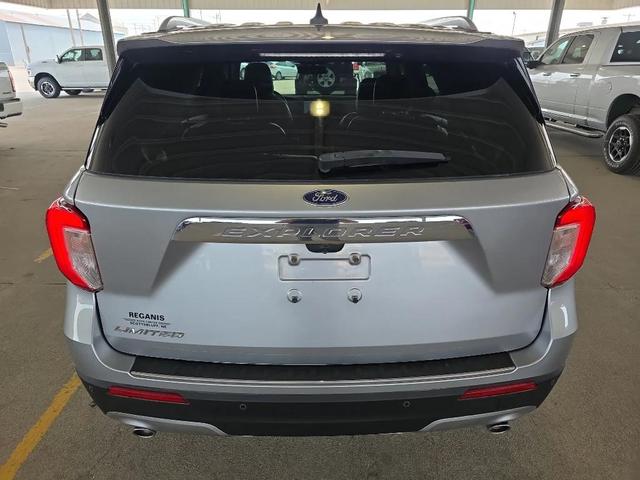 Photo of 2021 Iconic Silver Metallic Ford Explorer